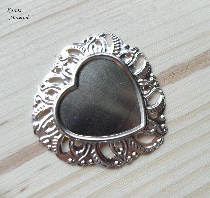 2299 kovové lůžko SRDCE / 20x 18 mm/ stříbrná b./ 3 ks