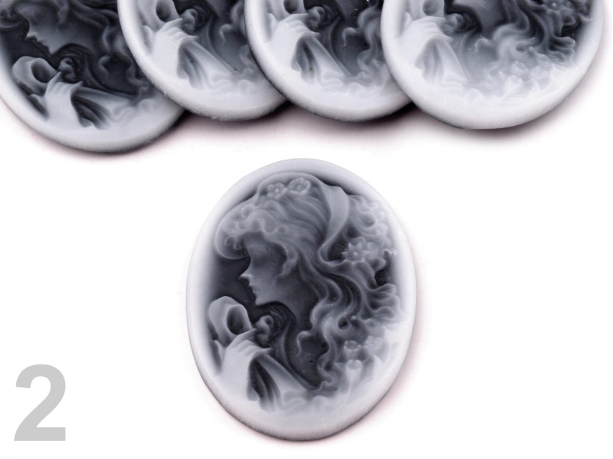 KABOŠON Kamej s dívkou 30x40mm