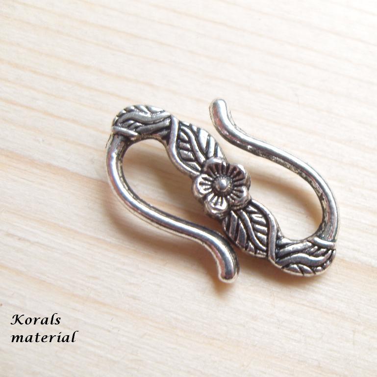 2343  Zapínání esíčkové s květinou