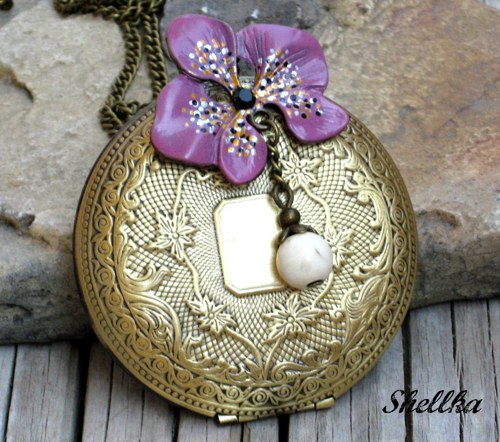 Náhrdelník - medailonek ,,ORCHIDEJ,, 8