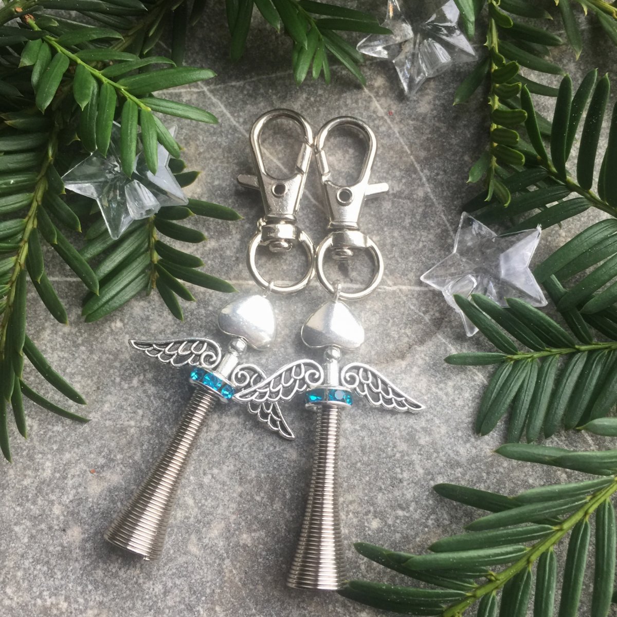 Andělka s tyrkysovou rondelkou