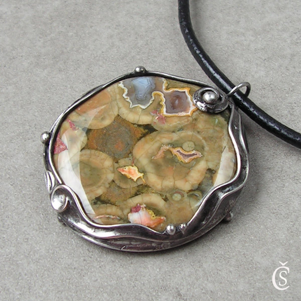 2 v 1 - oboustranný šperk - Ryolit