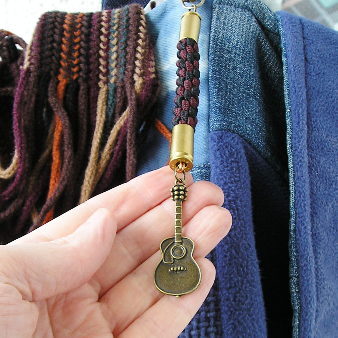 přívěsek Toulavej