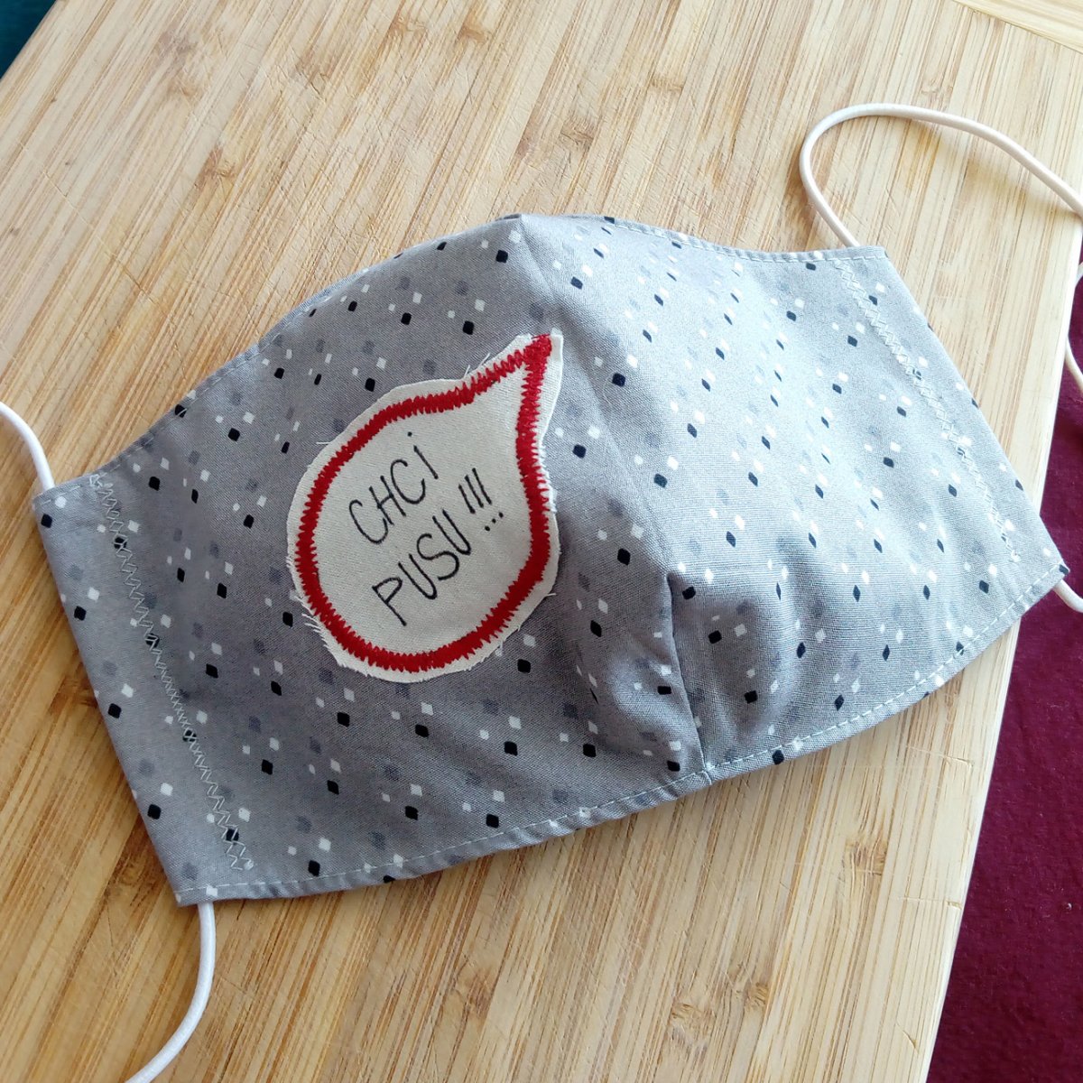 Unisex rouška s nápisem Chci pusu!