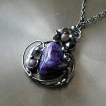 Náhrdelník Dream  (čaroit + lepidolit) 