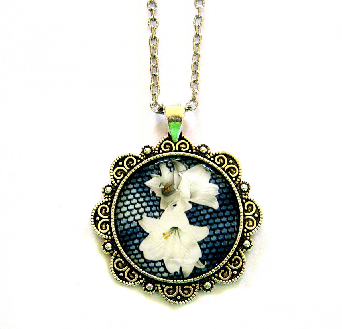 Přívěsek...Lilie čistá a magická 