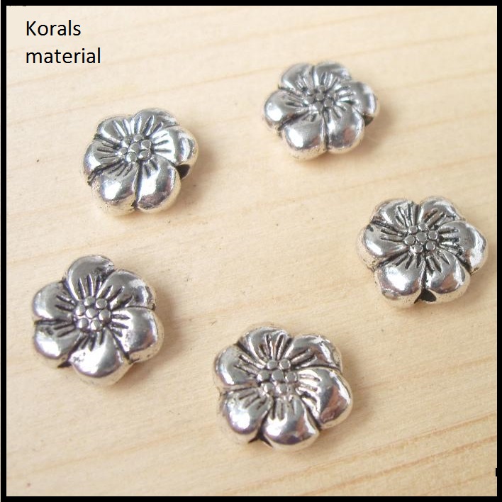 2534 Kovový korálek KVÍTKO stříbrný/ 5 ks
