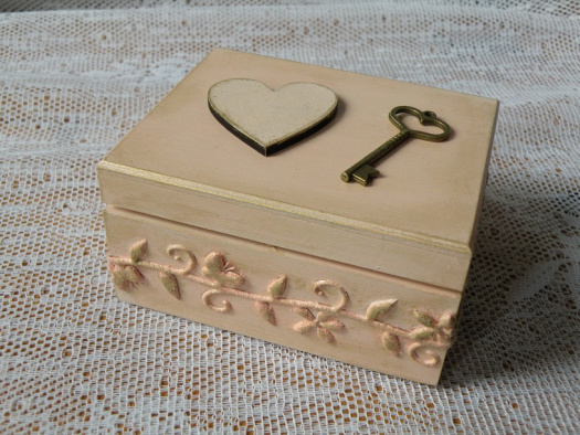 Svatební romantická šperkovnička,dárková krabička s klíčem