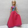 Dlouhé barevné šaty pro Barbie