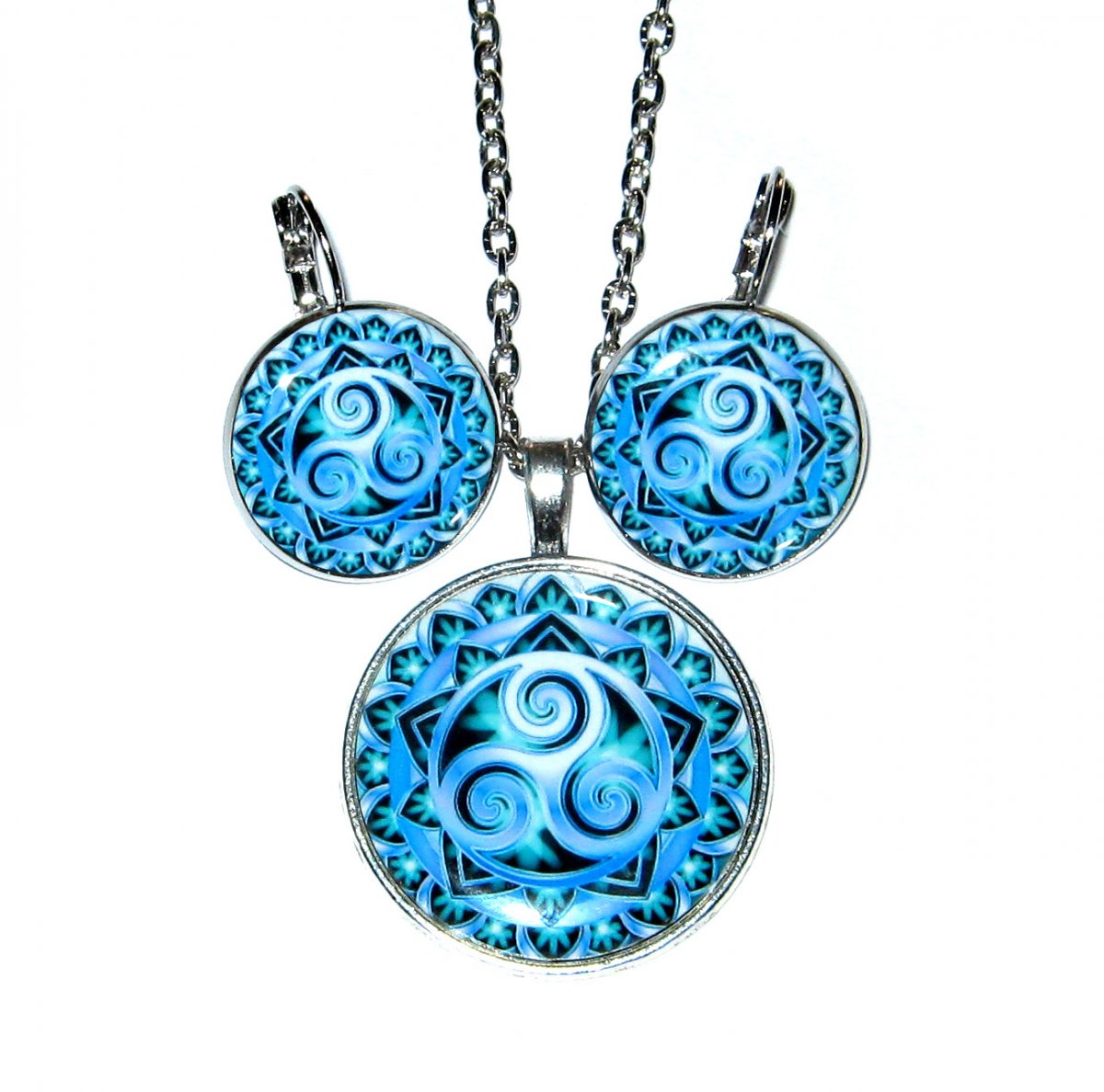 Souprava...Triskelion - ochrana před zlem.