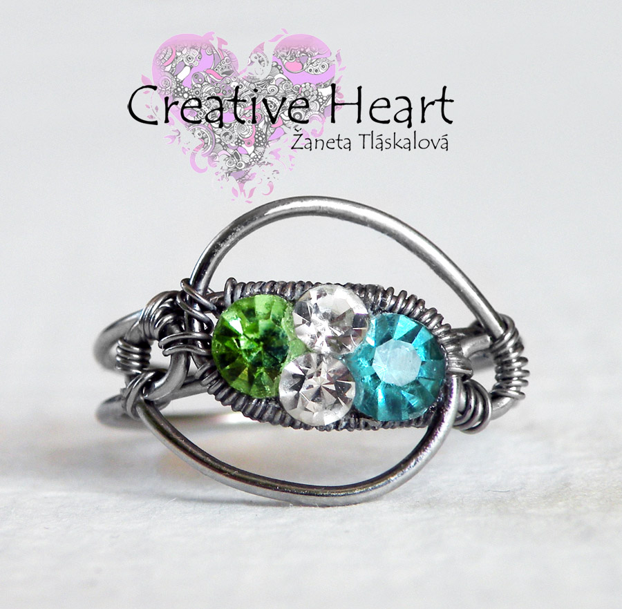 Prsten se čtyřmi kameny - design 17