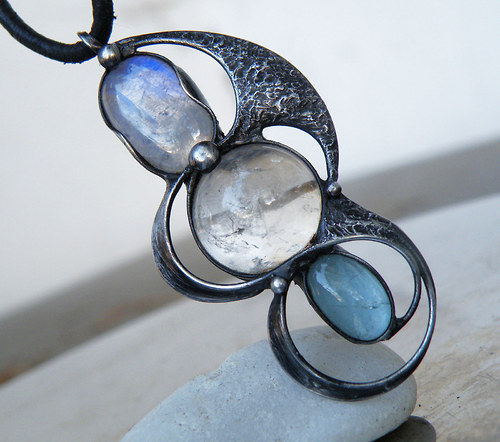 Splynutí duší...(Křišťál, Adulár, Akvamarín) 