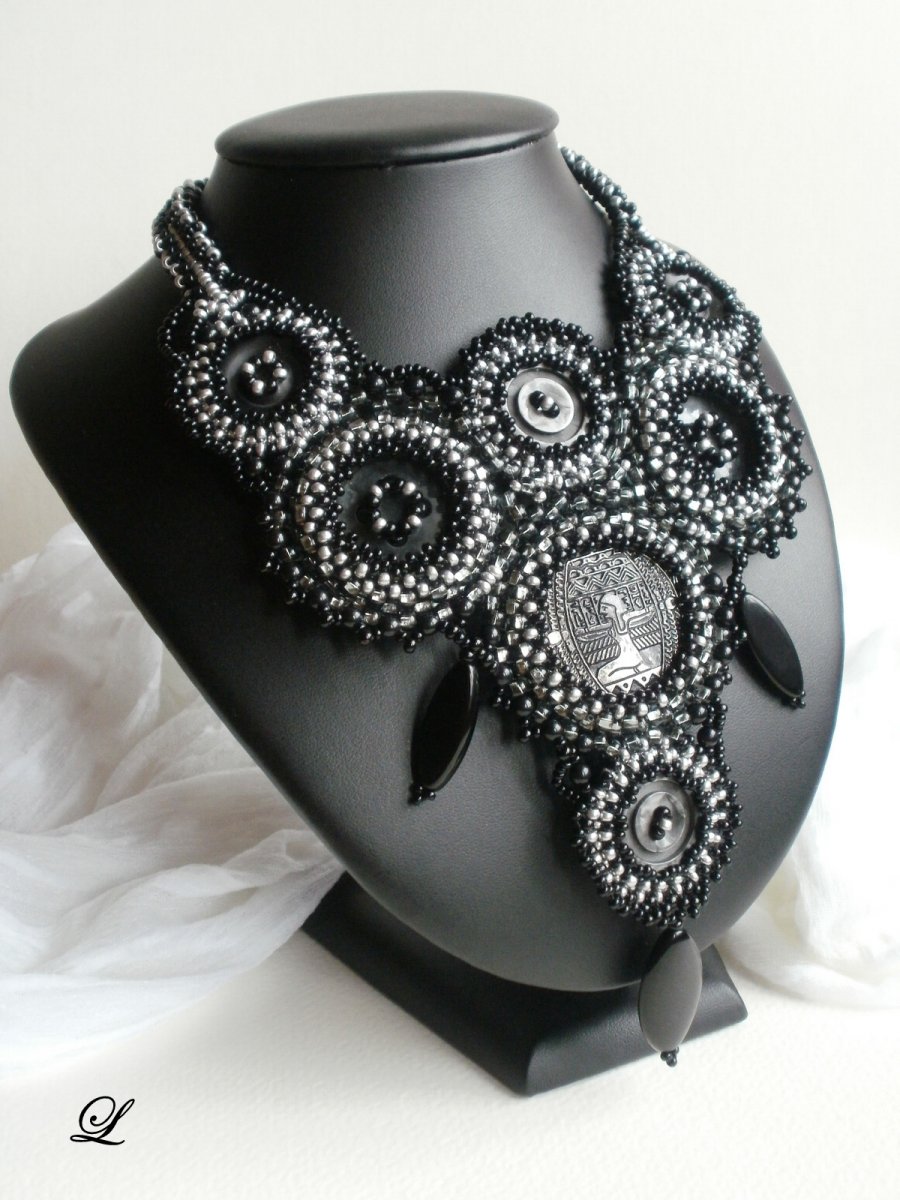 TAJEMNÁ EGYPŤANKA - náhrdelník