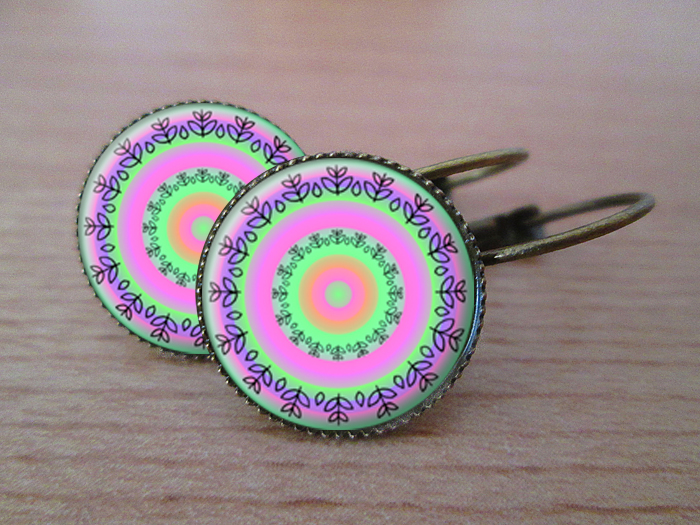 VINTAGE VISACÍ NÁUŠNICE -V kruhu