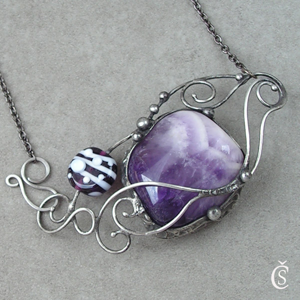 Souznění - Ametyst, sklo