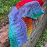 Duhové zachumlání - háčkovaný pléd