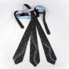 Černá kravata s fialovými notami