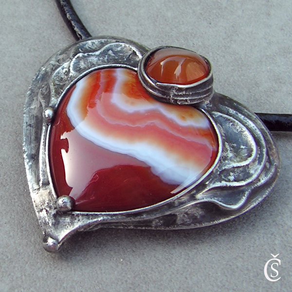 Krajkové srdce - Karneol