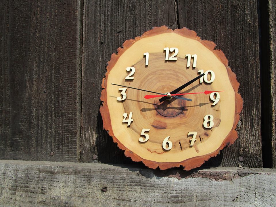 Topolové hodiny - opačný chod