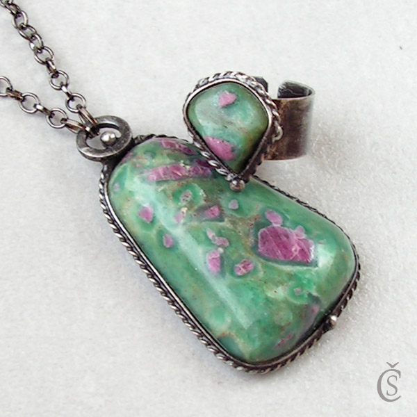 Souprava - Rubín ve Fuchsitu