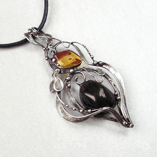 Kouzlo lesa - Gagát, Jantar