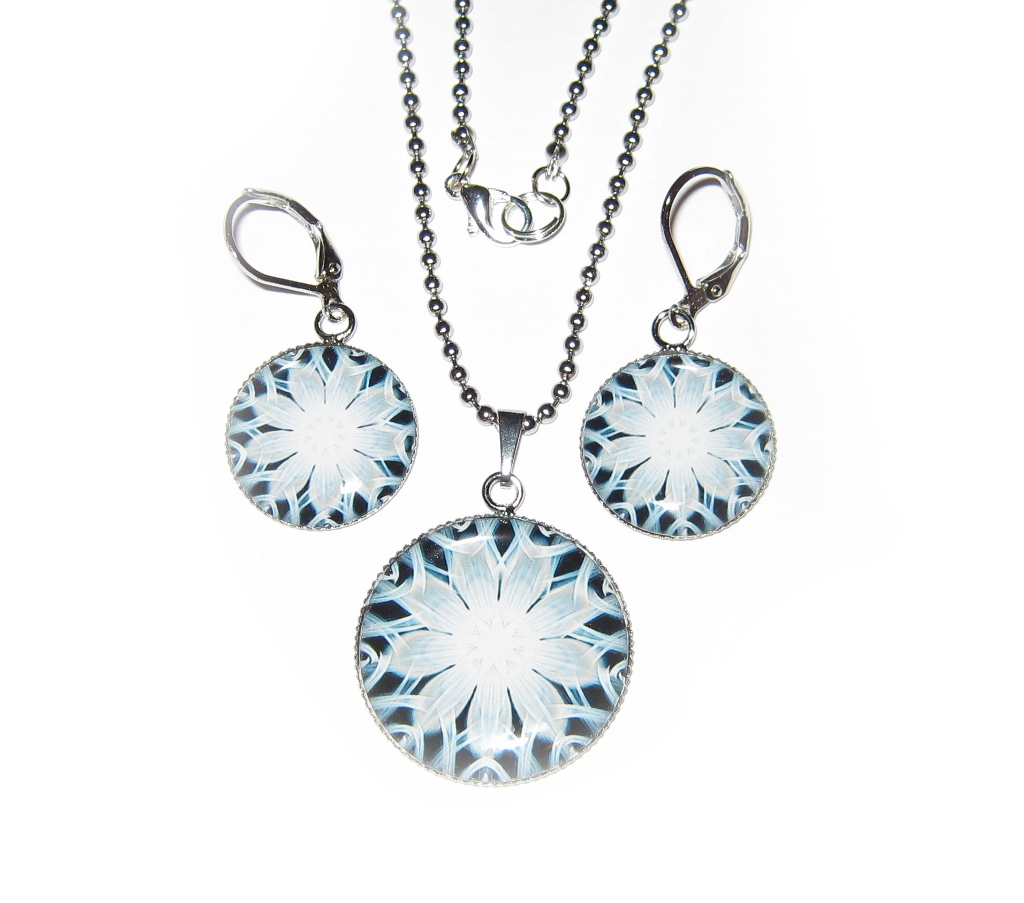 Mandala-Květ nebo vločka?