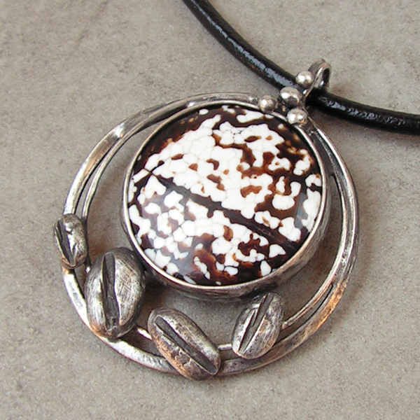 Jemně mletá se smetanou