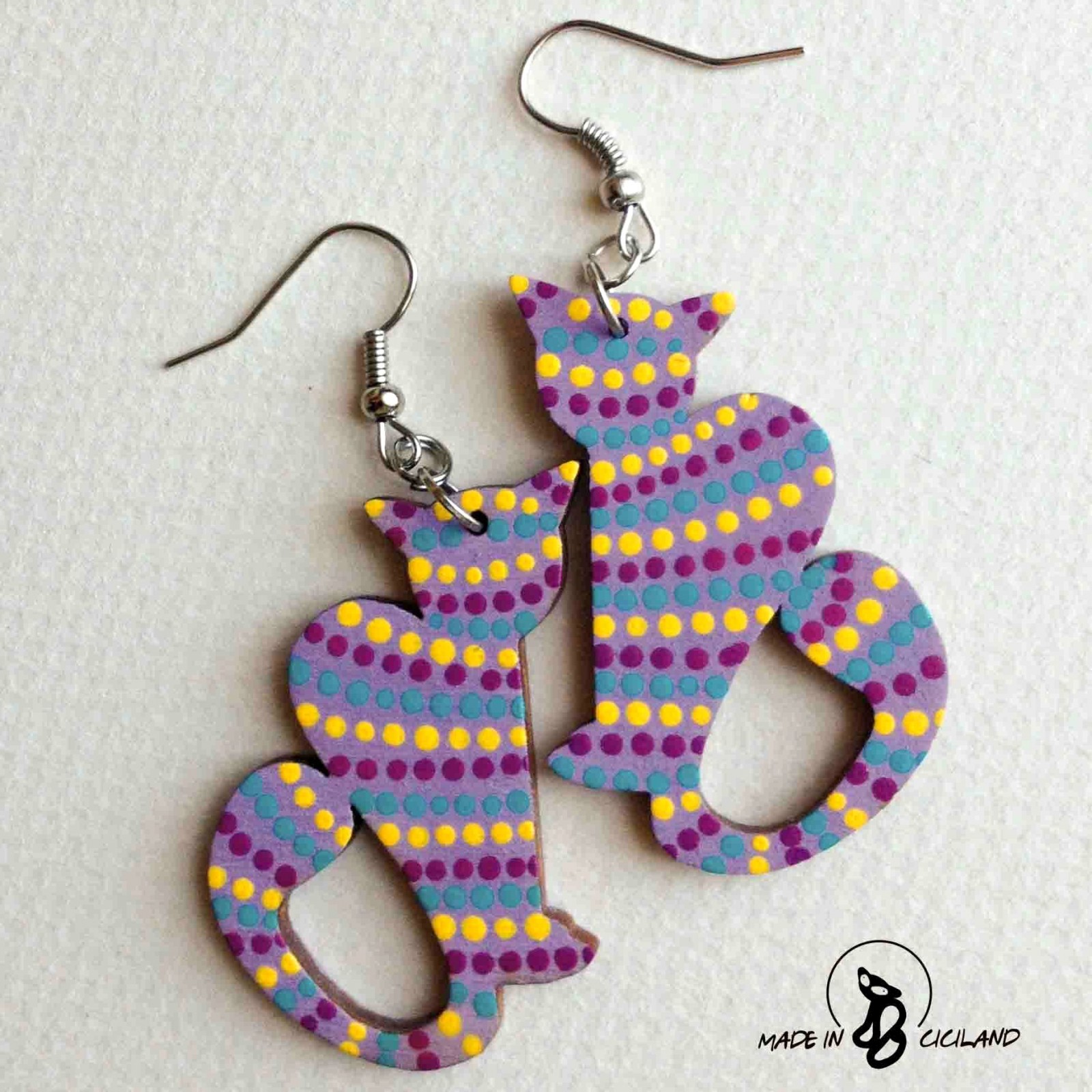 Číči v levandulovým svetříku