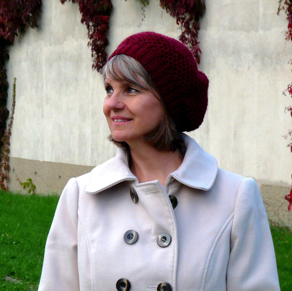 Pletený baret - vínový 