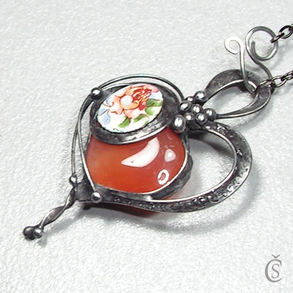 Srdíčko - Karneol, smalt