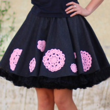 FuFu sukně riflová s květy a s černou spodničkou