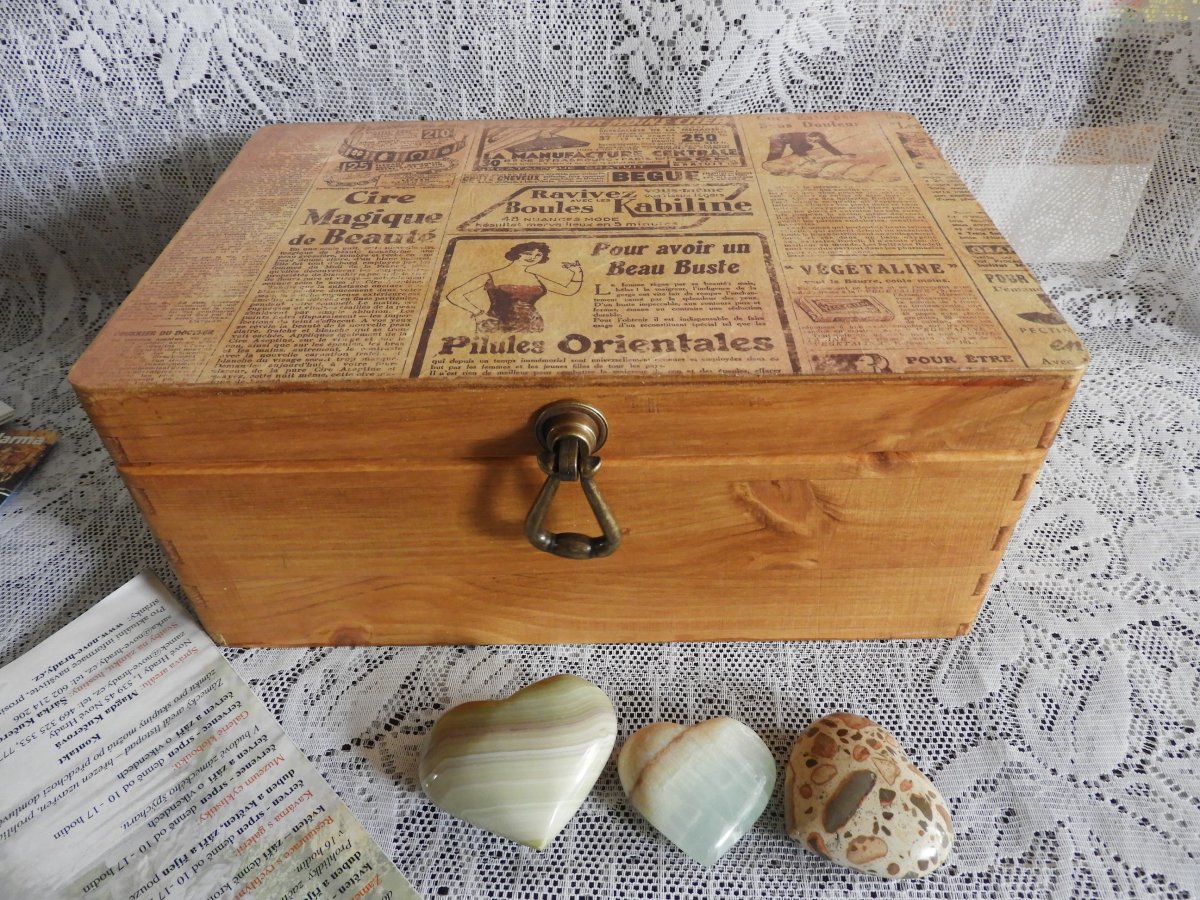 Truhla dárková vintage noviny