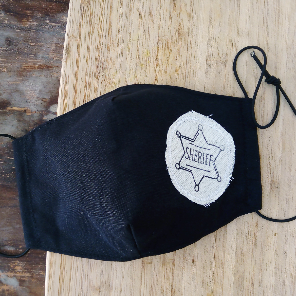 Černá pánská rouška s šerifskou hvězdou