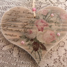 Dřevěné dekorační srdíčko krása dřeva-vintage roses