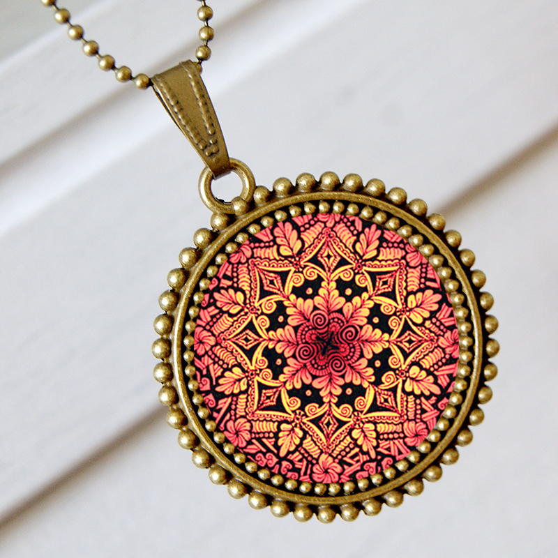 Mandala - Ozdobný přívěsek na krk 