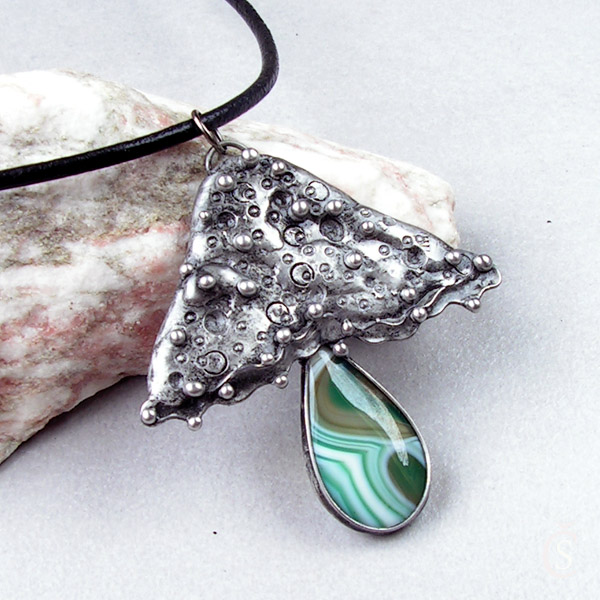 Tušení - Prehnit, smaltHoubička - Achát