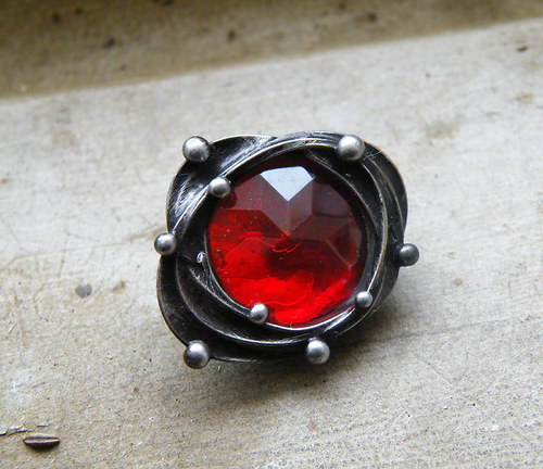 Žhnoucí...brož (šperkové sklo)