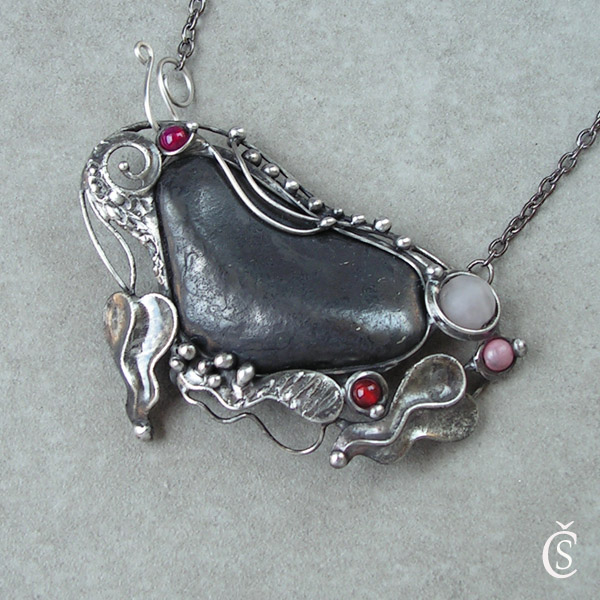 Noemilir - Šungit a další