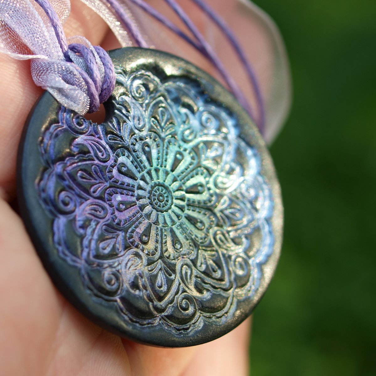 Náhrdelník - S další duhou fialkovou