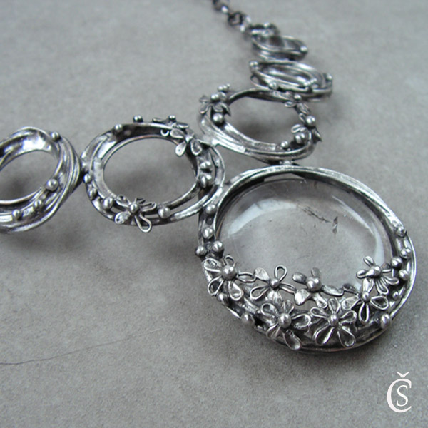 Zamrzlé jezírko - Křišťál