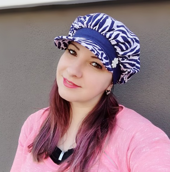 čepice ,bekovka kšiltovka žíhaná bílo modrá+kytička