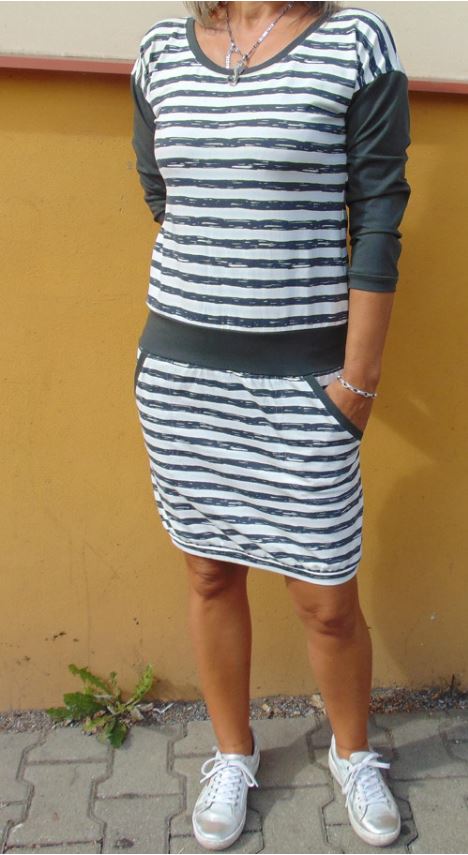 Šaty pruhy s 3/4 rukávy, velikost M %SLEVA% 