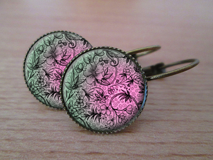 VINTAGE VISACÍ NÁUŠNICE - Hawaian 