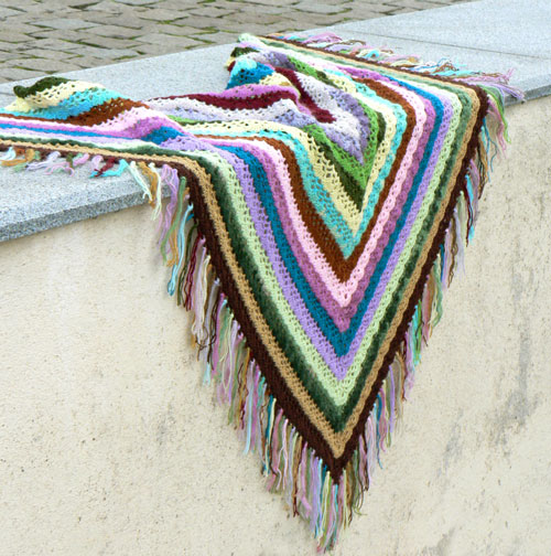 Z divokých And - velký háčkovaný šátek