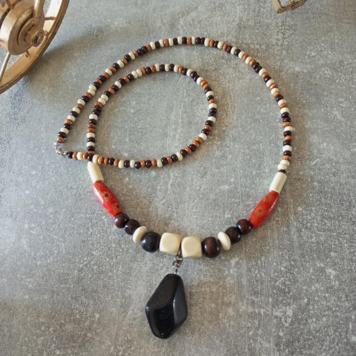 Dřevěné korále Retro