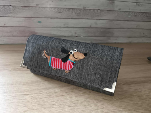 Na dvě měny - Jezevčík na šedé