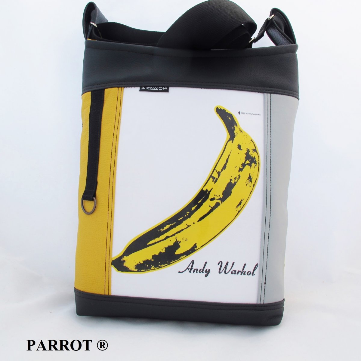 BANANA hand made bag - PARROT® 