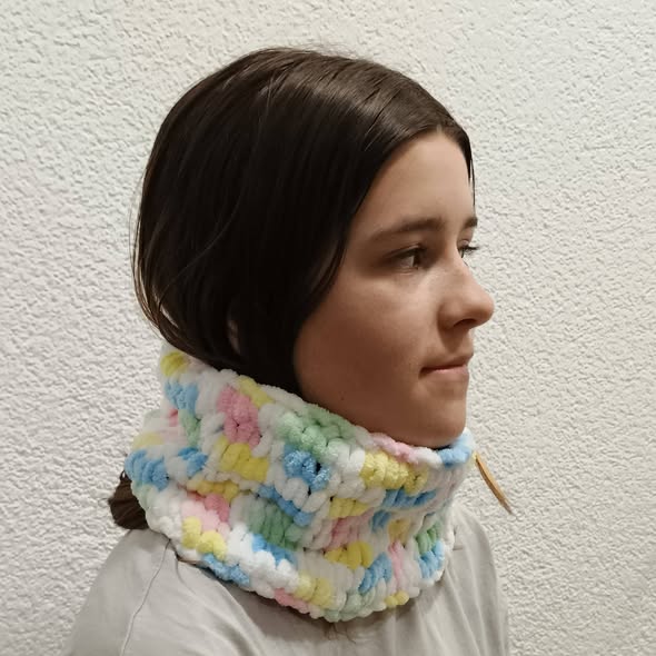 Dětský nákrčník puffy