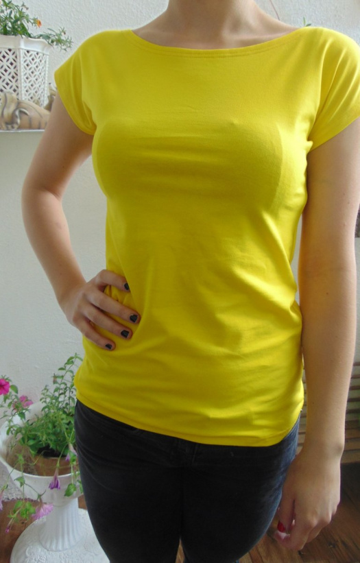 Tričko - barva žlutá (bavlna)