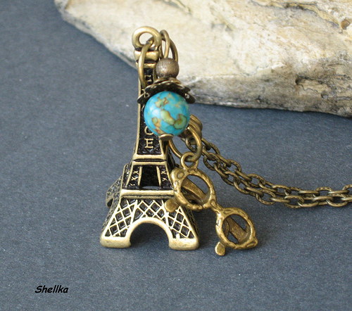 Náhrdelník s Eiffelovkou